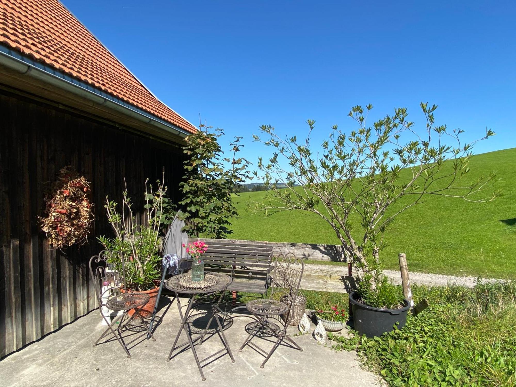 Allgaeu Cottage - Traumhafter Blick In Die Schweizer Berge ไวเลอร์-ซิมเมอร์แบร์ก ภายนอก รูปภาพ